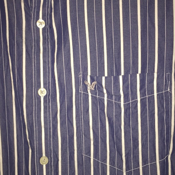 American Eagle Men’s Button Up - Picture 2 of 3